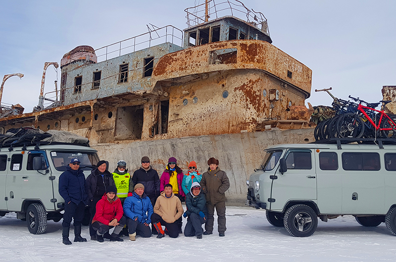 Winter cycling tour in Mongolia